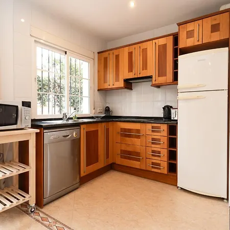 Charming Coastal 마르베야